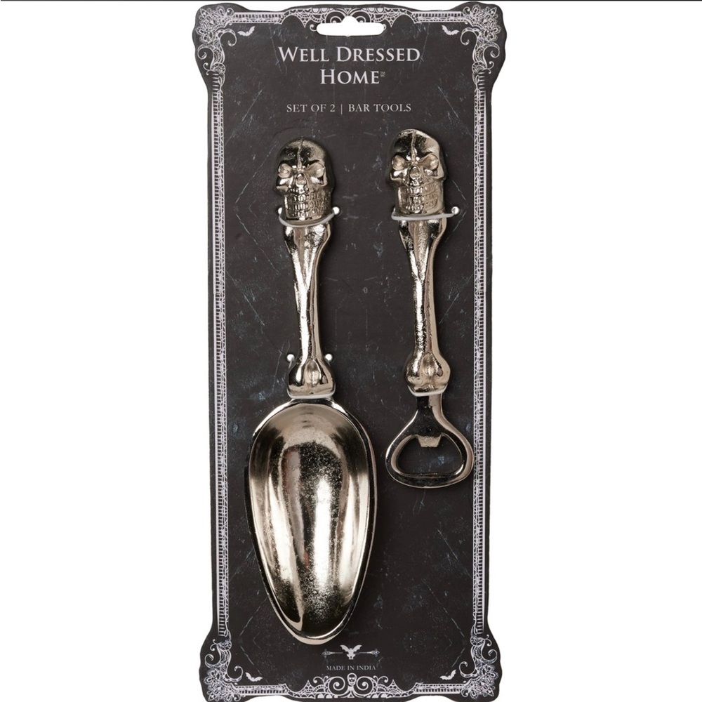 Skull Bar Tool Set Silver NWT from Well Dressed Home